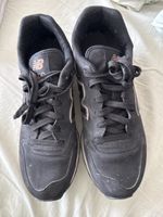 New Balance 500 Sneaker schwarz goldfarben getragen