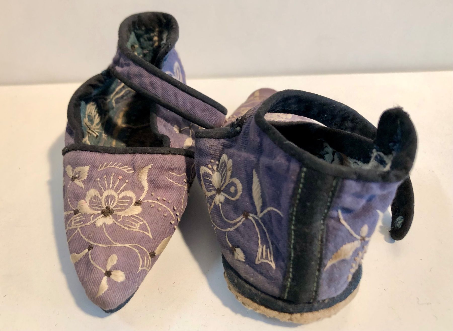Damenschuhe: China Textil Lilienschuhe antik – Gebraucht aus Basel von chinarh891 3