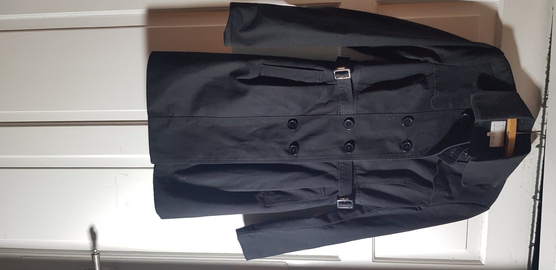 Mint & Berry Cappotti: Mint & Berry Trenchcoat Mantel 36 38 – Usato da St. Gallen venduto da Hereplaysmusic