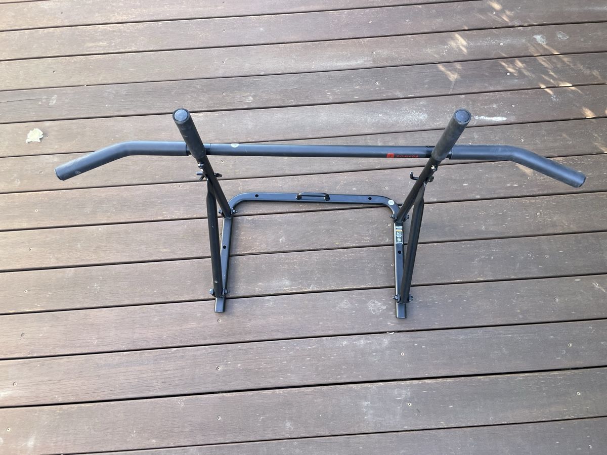 Decathlon Hometrainer: Barre de traction murale repliable décathlon – Usato da Commugny venduto da arm_7m7m 1