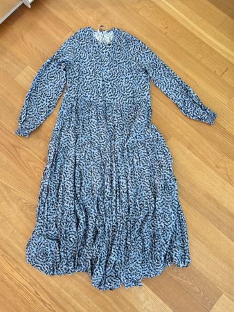 Schönes ZARA Sommerkleid Gr. M (38/40) blau weiss gemustert 