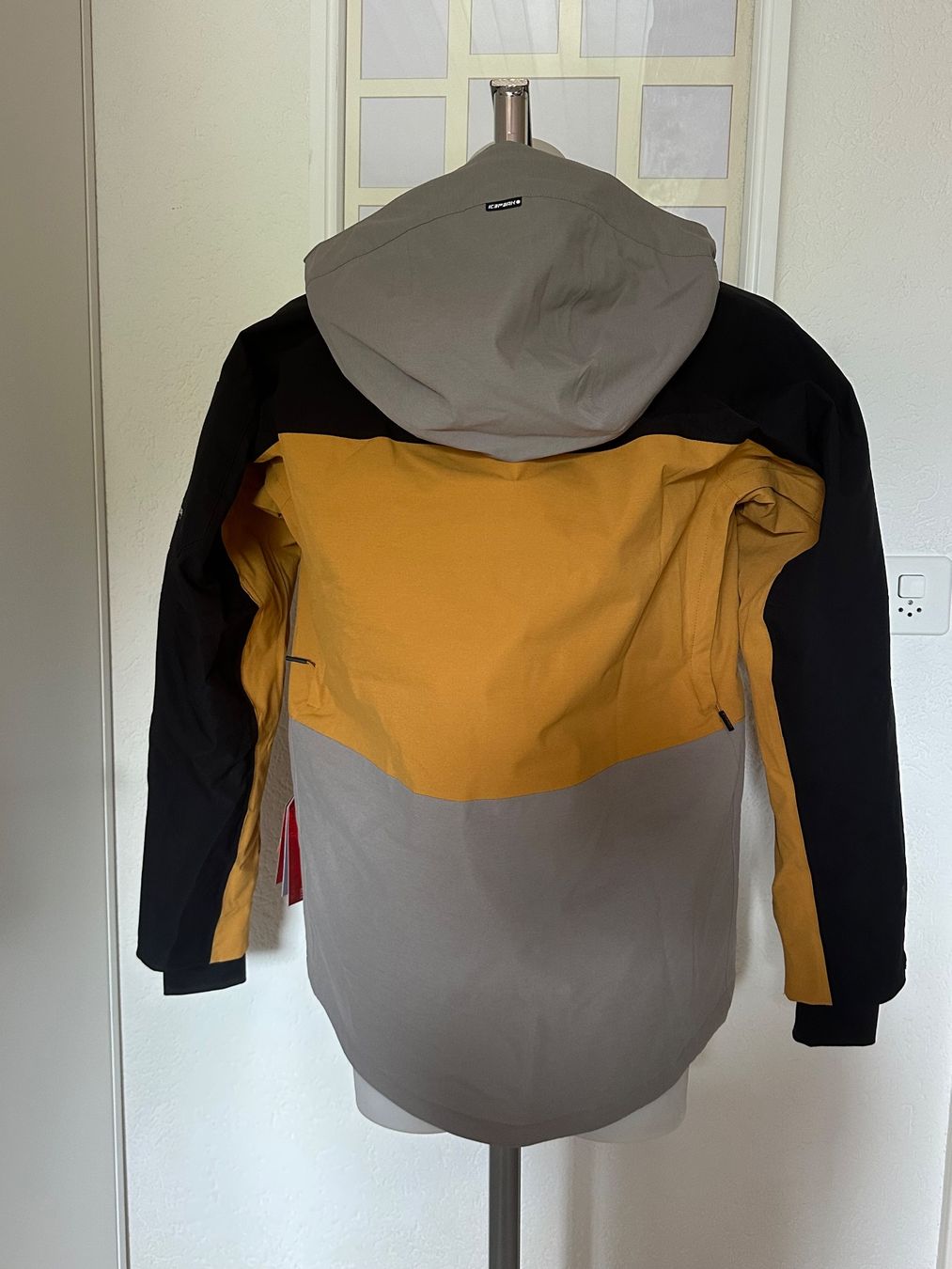 Icepeak Jacken: Icepeak Cale Skijacke Gr. 4656  Neu – Gebraucht aus Sursee von ali_wd2m 7