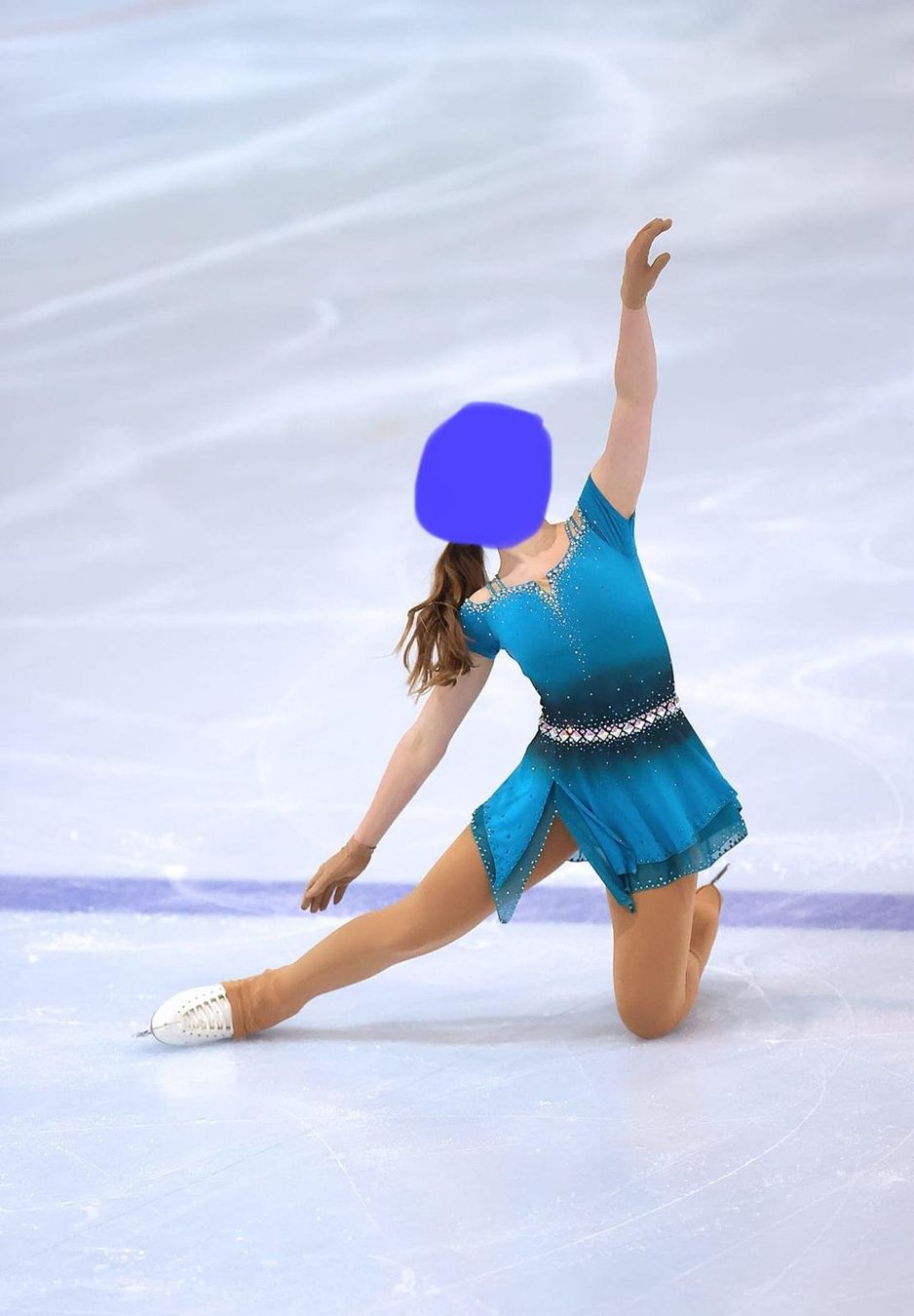 Vestiti & Gonne: Robe de patinage gr 140 – Usato da Delémont venduto da Petitlutin