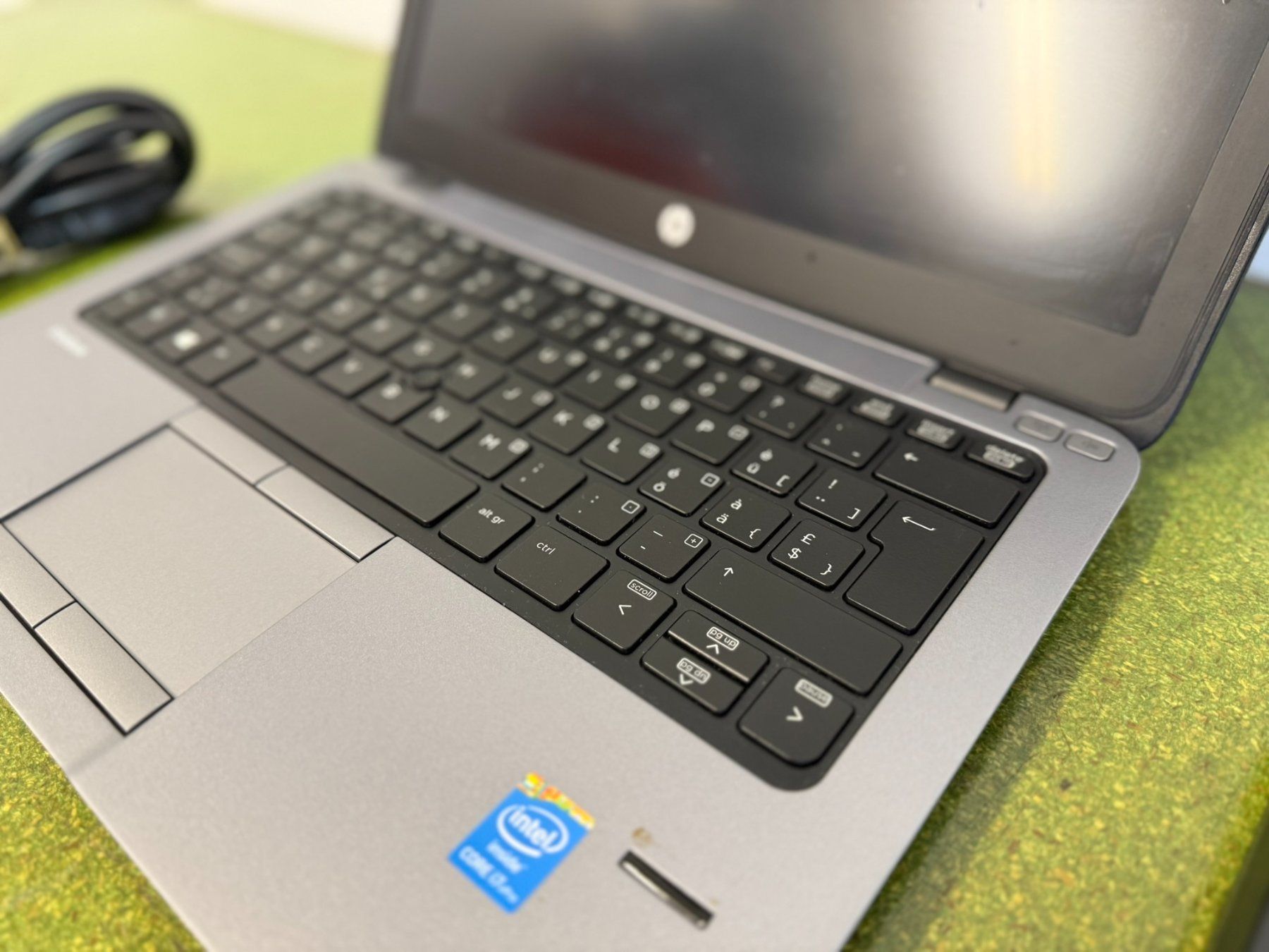 Hewlett Packard Notebooks: Hewlett Packard Elitebook 820 – Gebraucht aus Bättwil von Partner3 1