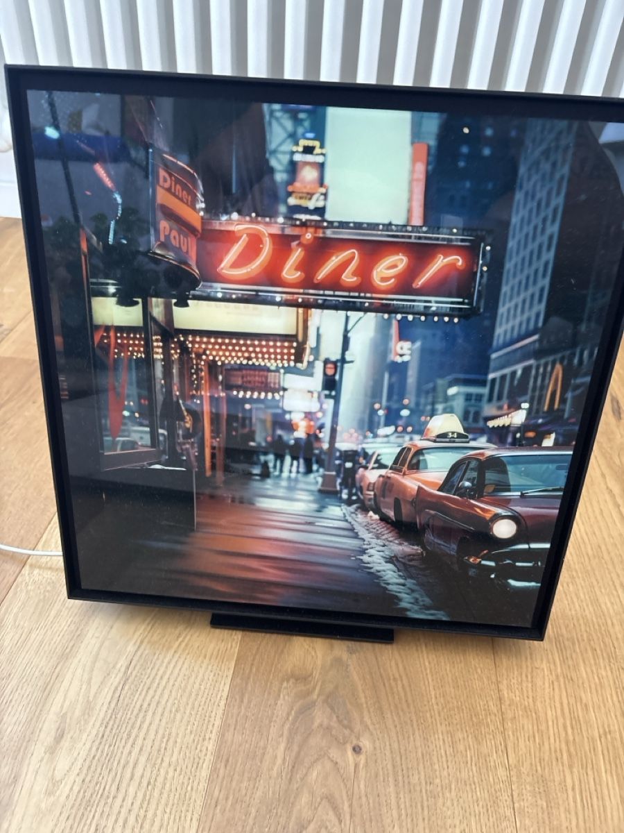 Samsung Sistemi audio & multimediali: Samsung Music Frame - Digitaler Bilderrahmen mit Netzteil – Usato da Zürich venduto da Devante 1