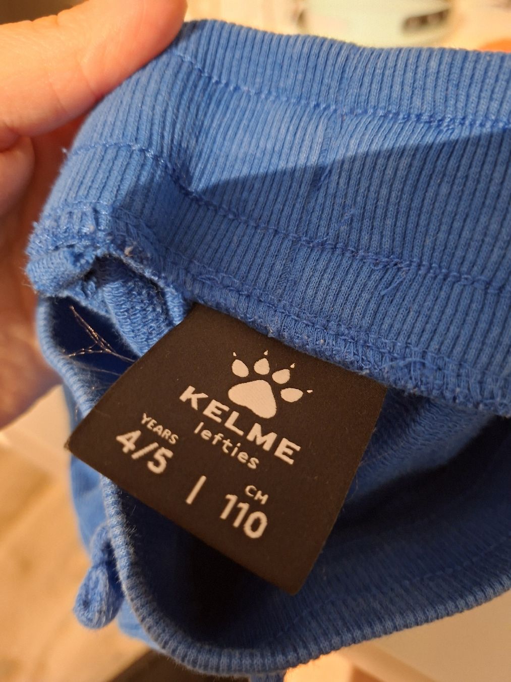 Kleiderpakete & -sets: 2x Shorts Grösse 110 – Gebraucht aus Winterthur von Ausmisten2026 1