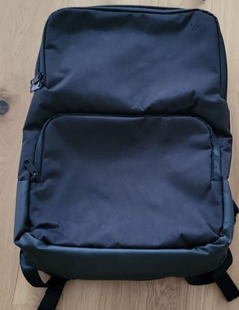 Rucksack, sehr gut durchdacht, mit viel Zubehör ausgestattet