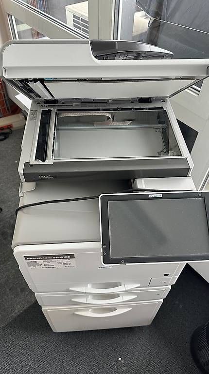 Ricoh Stampanti: Ricoh MP C307 Farb-Multifunktionsdrucker – Usato da St. Gallen venduto da pil_68bs 2