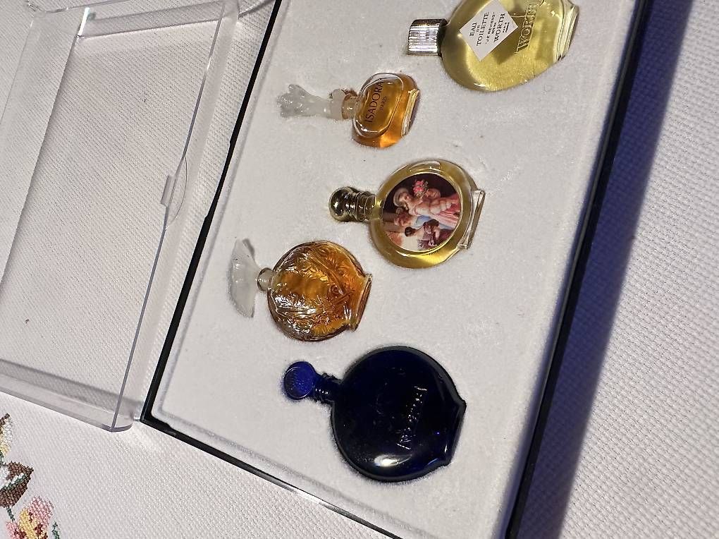 Parfum & Eau de Toilette: Parfum Box – Gebraucht aus Pfäffikon SZ von JasminS. 3