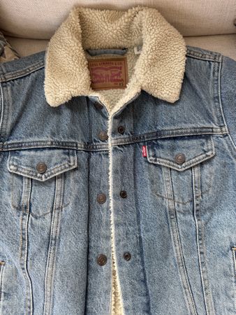 Levi’s denim jacket XS