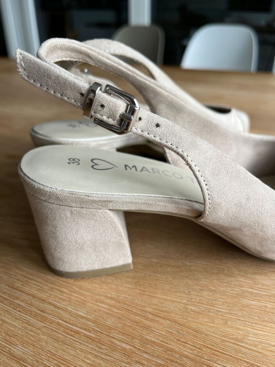 Chaussures femmes: Marco Tozzi Sling Pumps, Gr. 38 – D'occasion à Winkel par _Zantos_ 4
