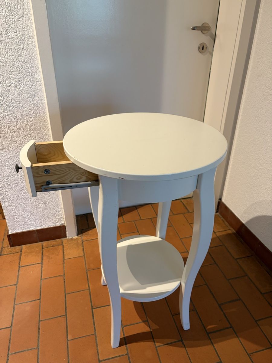 Cassettiere: Beistelltisch weiss rund mit Schublade – Usato da Bern venduto da jan_n7kg 3