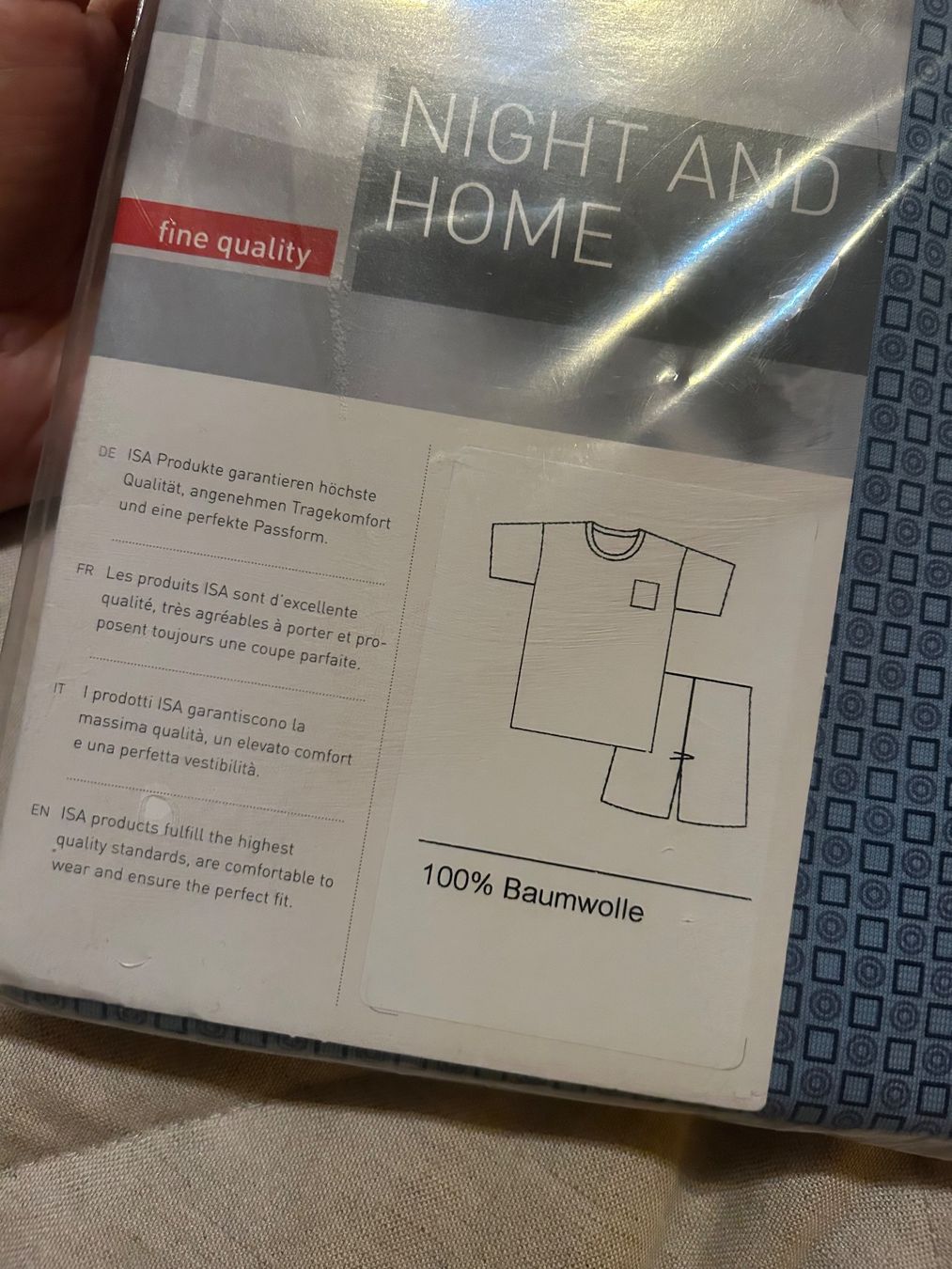 Pigiami: ISA Pyjama kurz Gr. M LP. 89.90.- – Nuovo e nell'imballaggio originale da Genève venduto da sunandwind 2