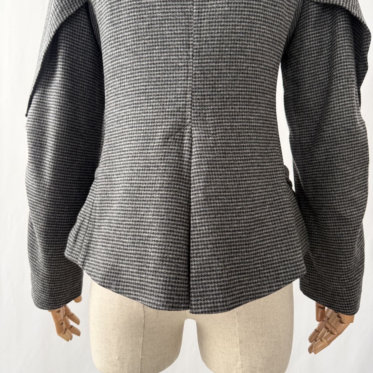 Lilith Giacche: LILITH PARIS Jacket – Nuovo (secondo la descrizione) da Emmen venduto da Colette-Juliette 5