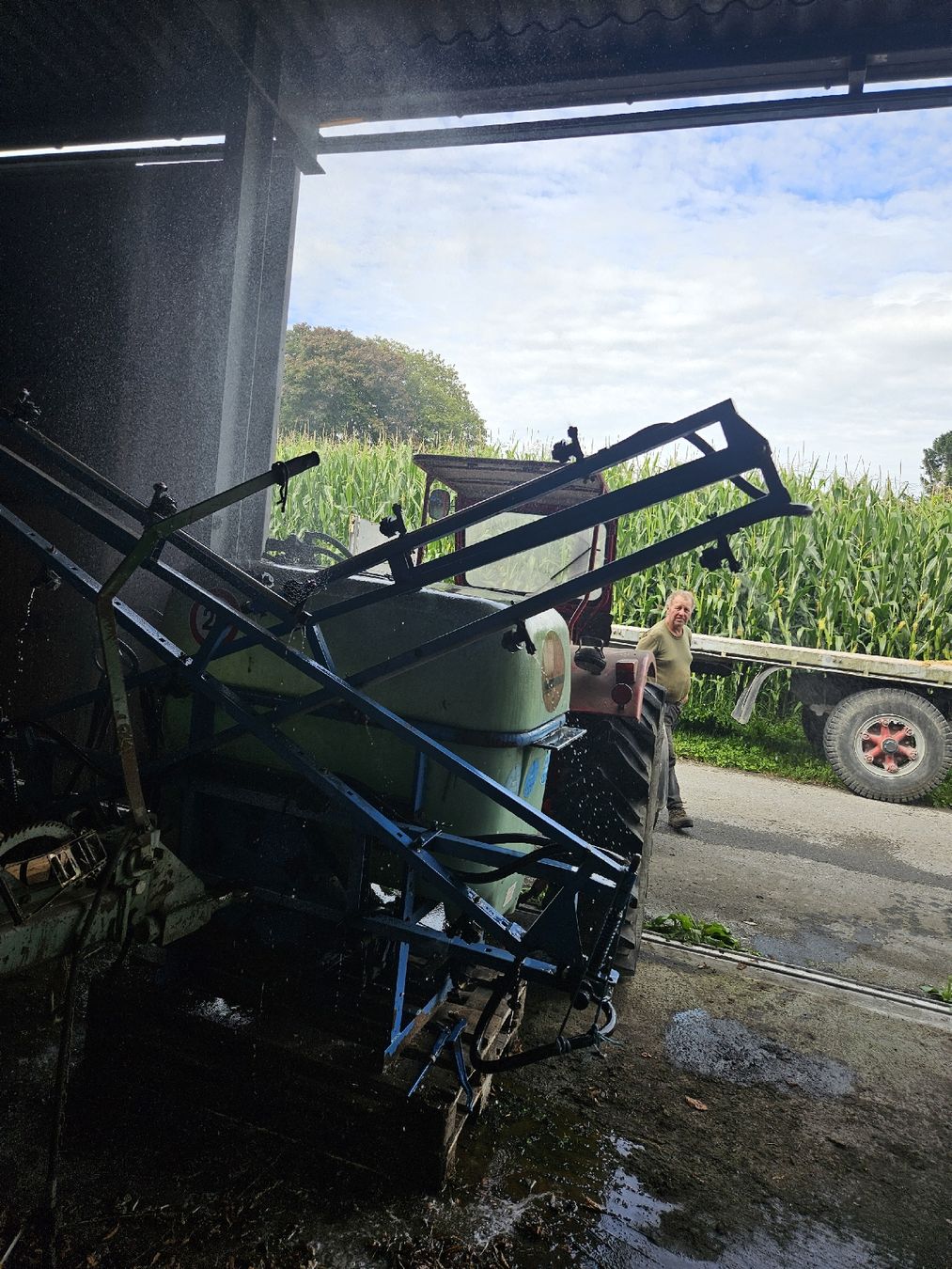 Tutte le macchine: Feldspritze – Usato da Oberriet SG venduto da Deutz5120 4