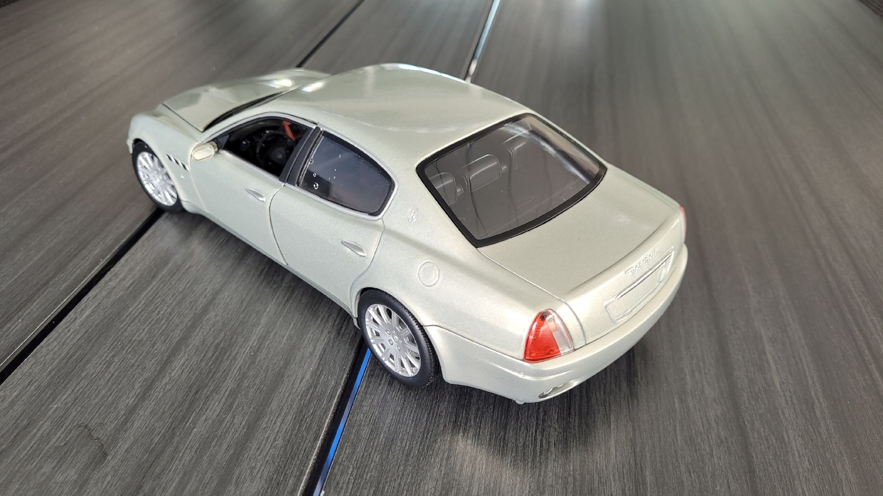 Maserati Modellini d'auto: Maserati Quattroporte – Usato da Arbon venduto da Rrombus 2