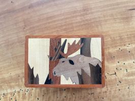 kleine Holzbox mit Elchmotiv- Intarsie, 1A Zustand