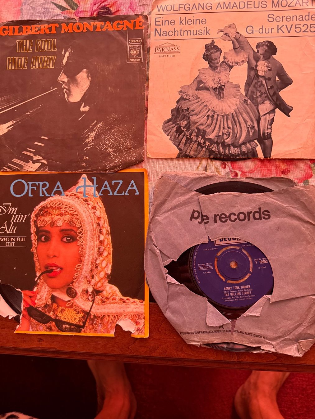 Schallplatten: 38 DISQUES 45 TOURS ORIGINAUX AVEC POCHETTE ORIGINALE – Gebraucht aus genève von GEnumist 7