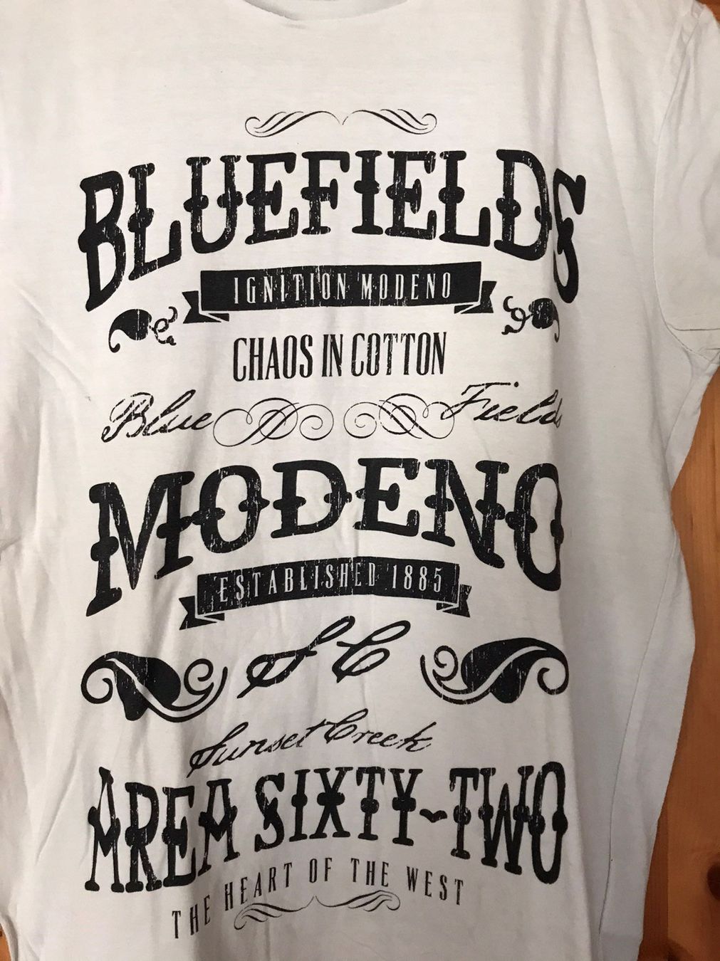 T-shirts: Herren T-Shirt Weiss - Grösse S – D'occasion à Buchs AG par fischli610 1