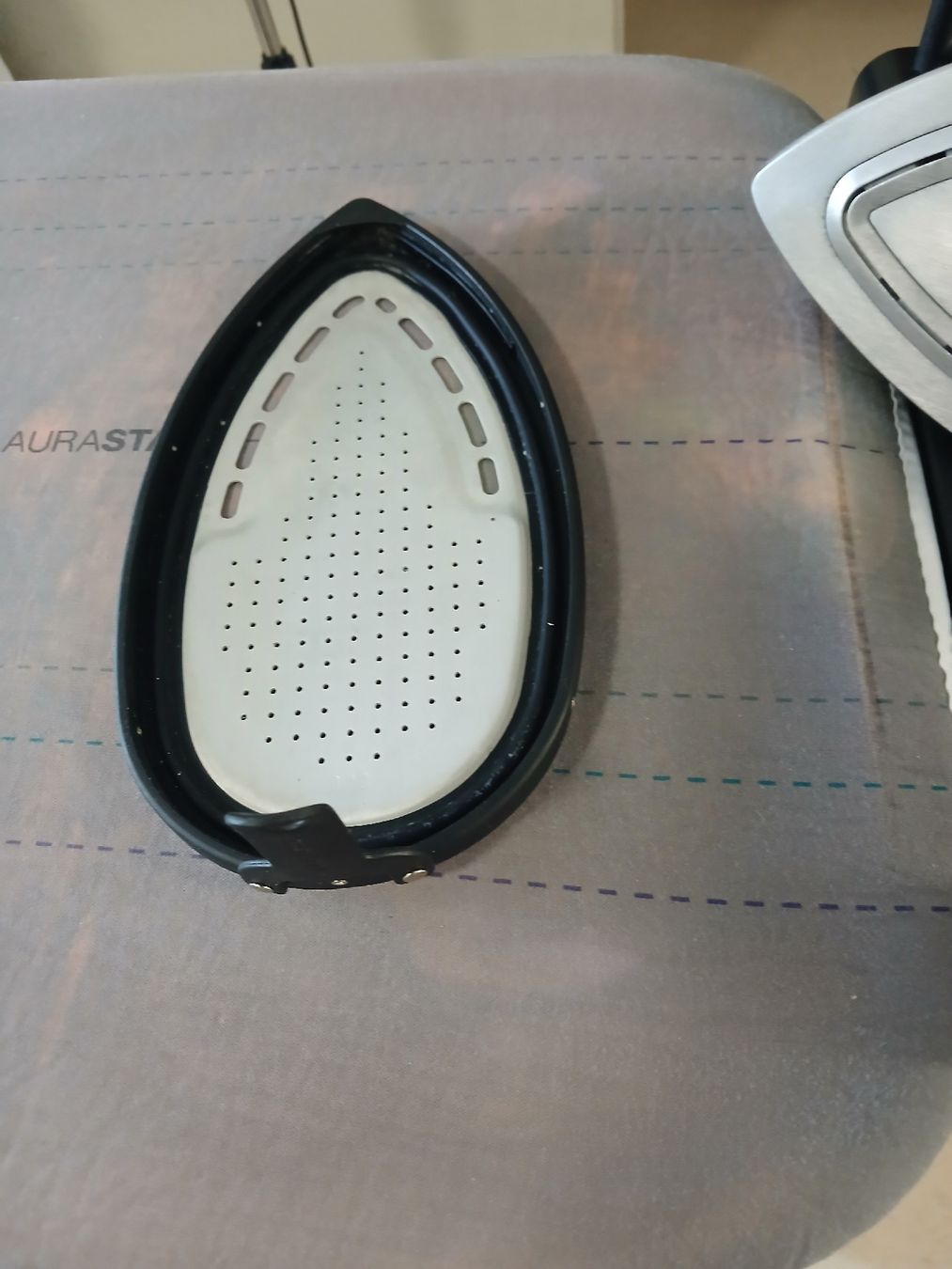 Laurastar Ferri da stiro: Laurastar Smart M CH  – Usato da Olten venduto da nada51 3
