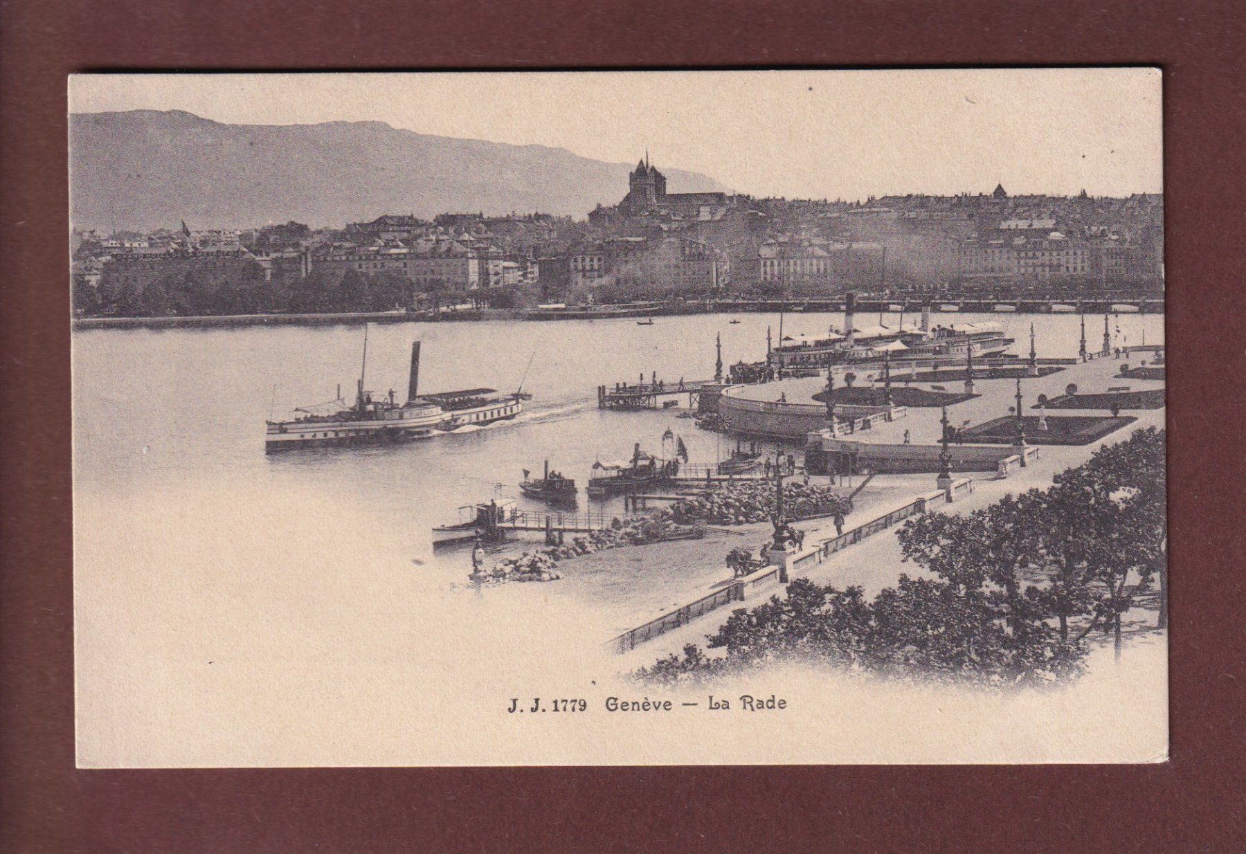 Cartes postales: GENEVE - Rade - Bateau CGN Simplon – D'occasion à Pully par nicecards