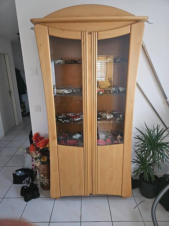Vitrinen: Vitrine & Sideboard – Gebraucht aus Reinach BL von chulio67