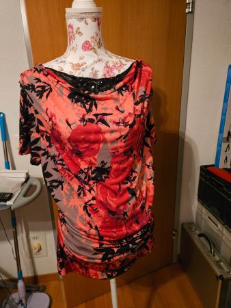 Damen Top Gr 40