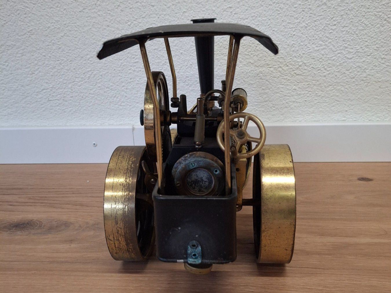 Wilesco Kit di modellismo & Modellini statici: Wilesco Dampftraktor D406 – Usato da Reichenburg venduto da AK_78 1