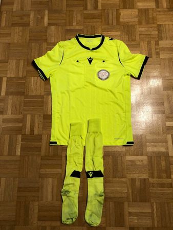 MACRON SCHIEDSRICHTER TRIKOT+STUTZEN GROESSE M