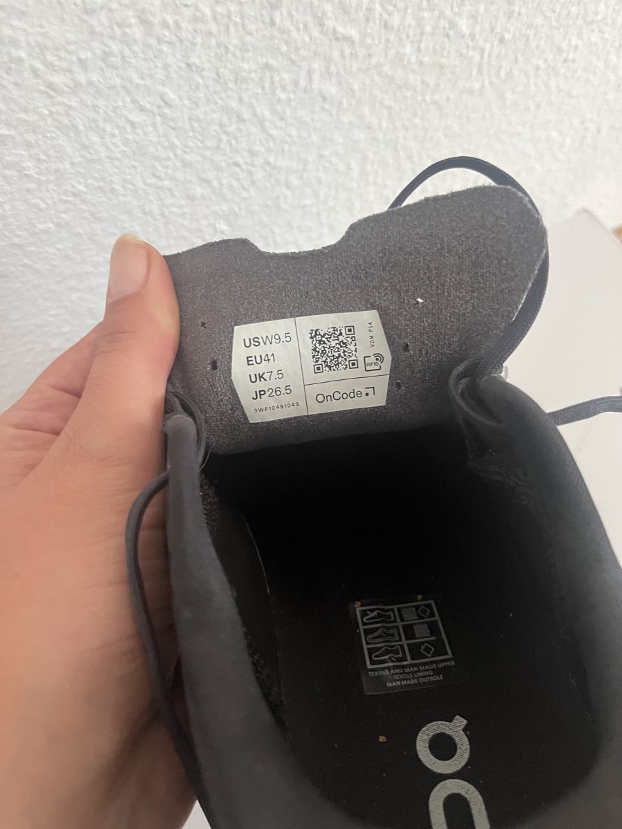 On Damenschuhe: On Cloudmonster Void EU 41 Black/Black – Great Condition – Gebraucht aus Zürich von sht_xr2y 4