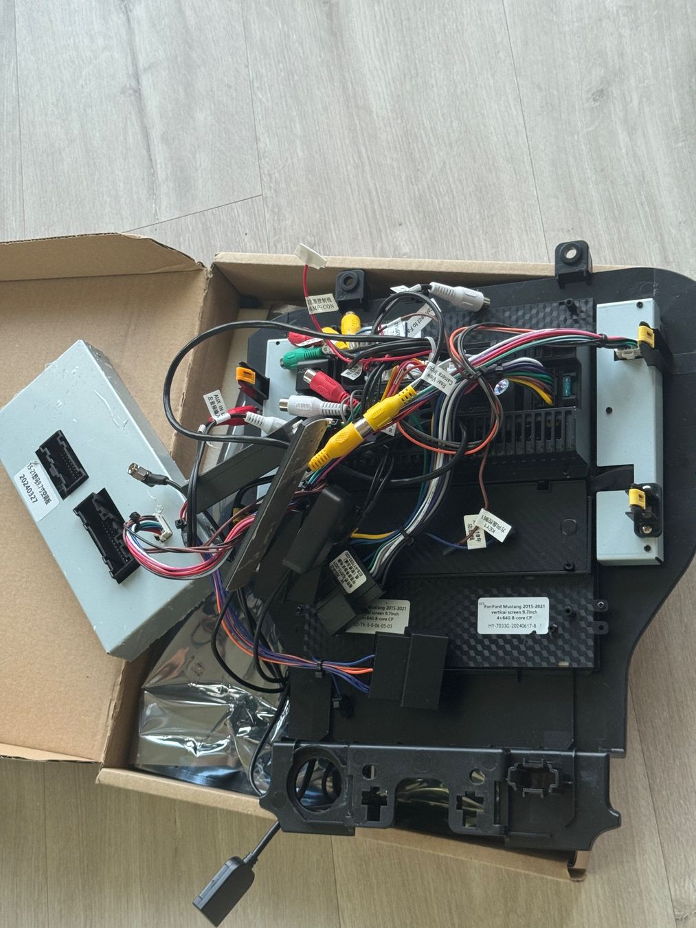 Tutti i ricambio: Ford Mustang 2015-2021 Android screen 14 Tesla Style – Usato da Neuchatel venduto da Mr-Nobody 4