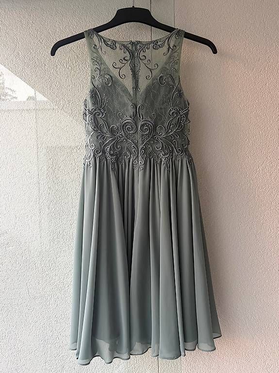 Vestiti: Elegantes Abendkleid – Nuovo e nell'imballaggio originale da Oberdorf SO venduto da sel_wc6w 1
