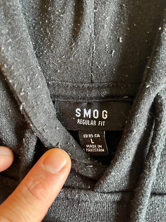Maglioni & Felpe: SMOG Herren Hoodie Schwarz Gr. L Basic – Usato da Zürich venduto da joc_mor_93 1