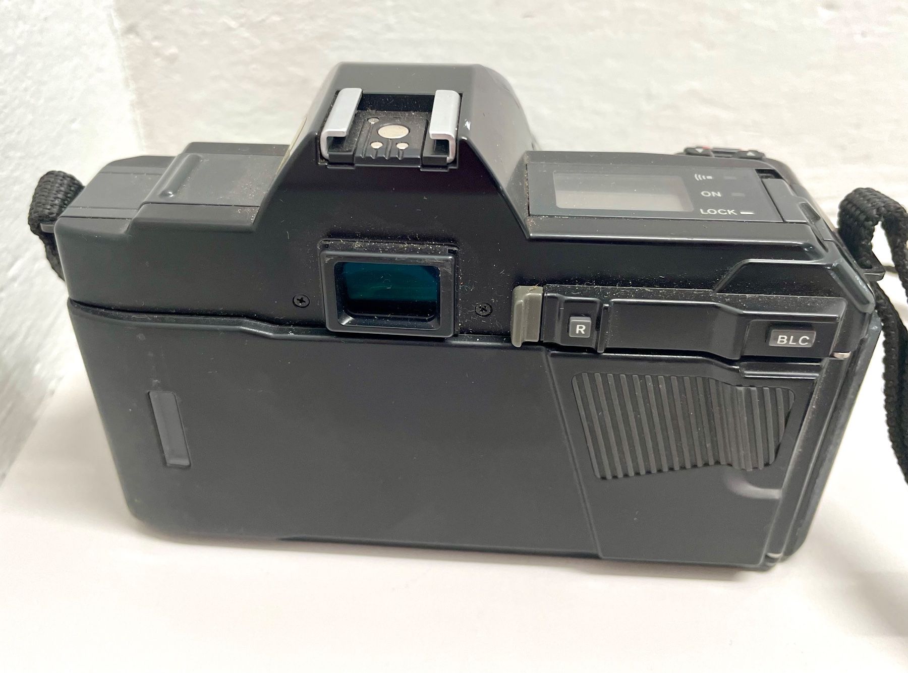 Minolta Fotocamera: Minolta 5000 Spiegelreflex Kamera – Usato da Niederdorf venduto da LeptonAG 2