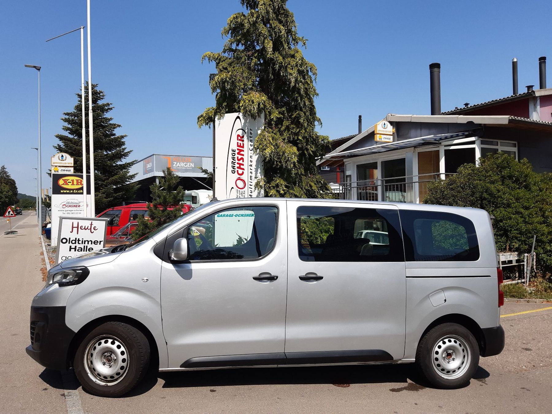 Peugeot Veicoli commerciali: Peugeot Expert Traveller 1.6 Diesel – Usato da Elgg venduto da Oldie67