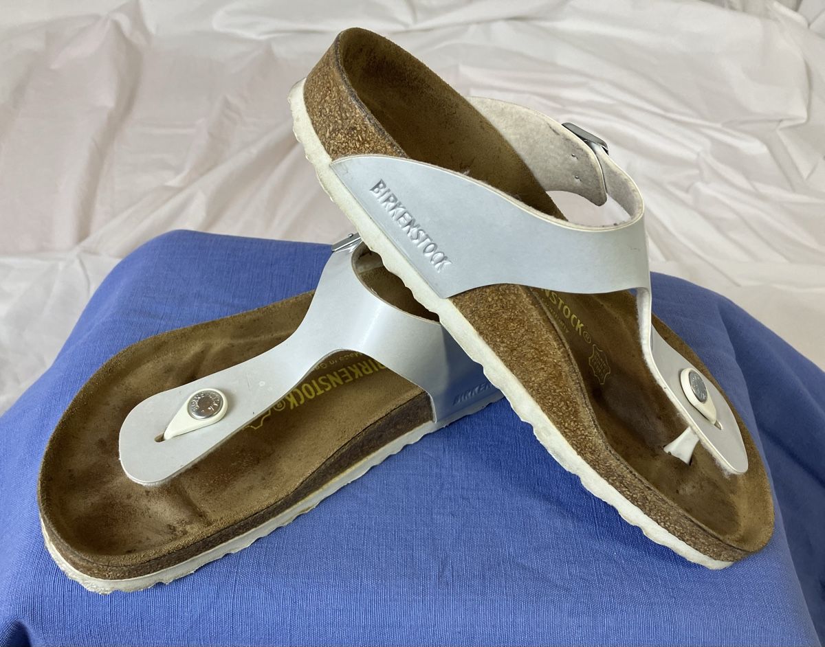 Birkenstock Chaussures femmes: Birkenstock Gizeh Gr.39 – D'occasion à Mürren par Ne-le 1