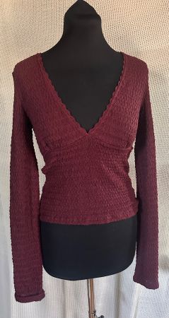 Neuer, dünner Pullover von Pull & Bear Gr. 36/38