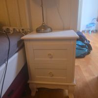 2 tables de nuits