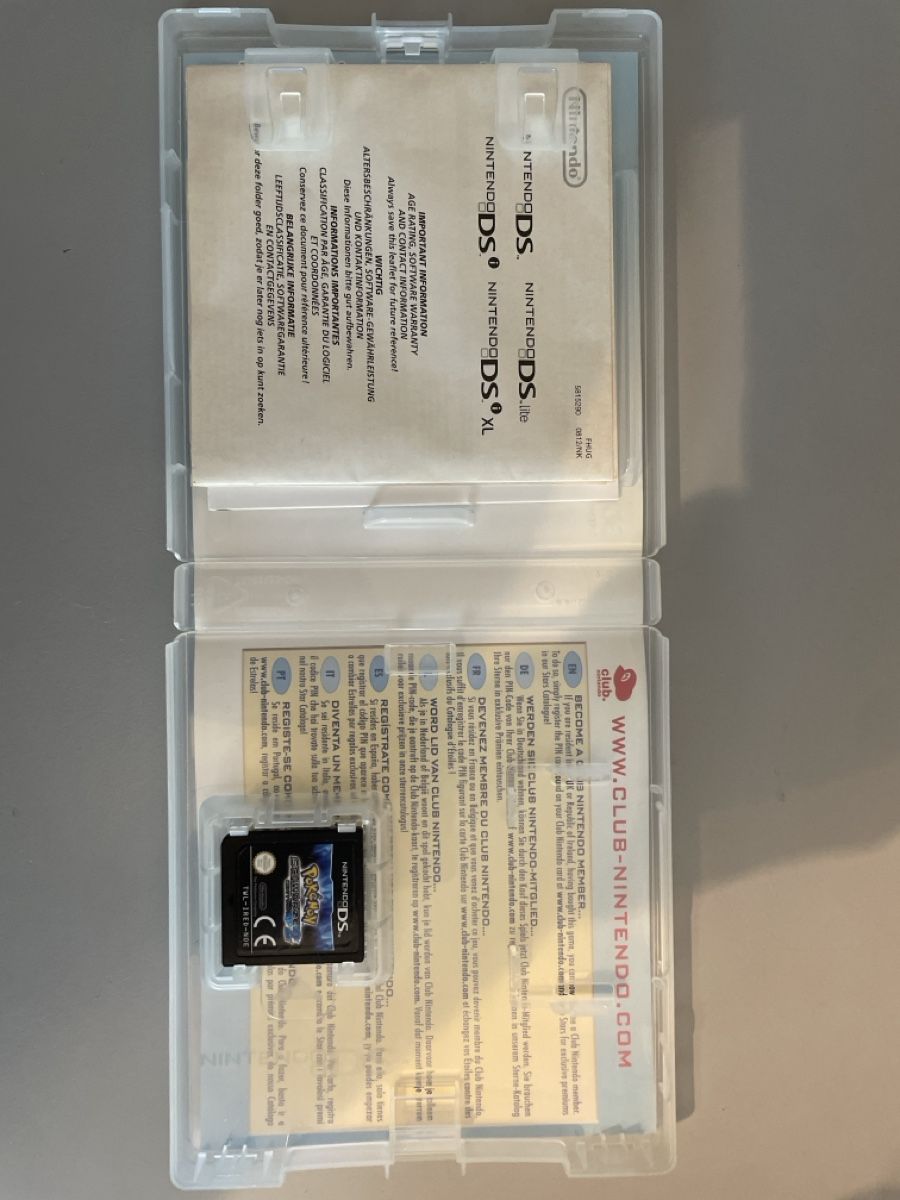 Pokémon Giochi: Nintendo DS Pokémon Schwarze Edition 2 – Usato da Zürich venduto da Mika.monod 1