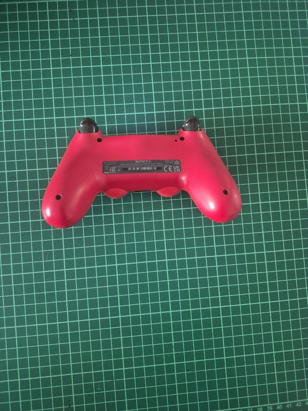 Sony Controller: Red PlayStation 4 Controller Used Ps4 – Usato da Meyrin venduto da Retro-GZ 1