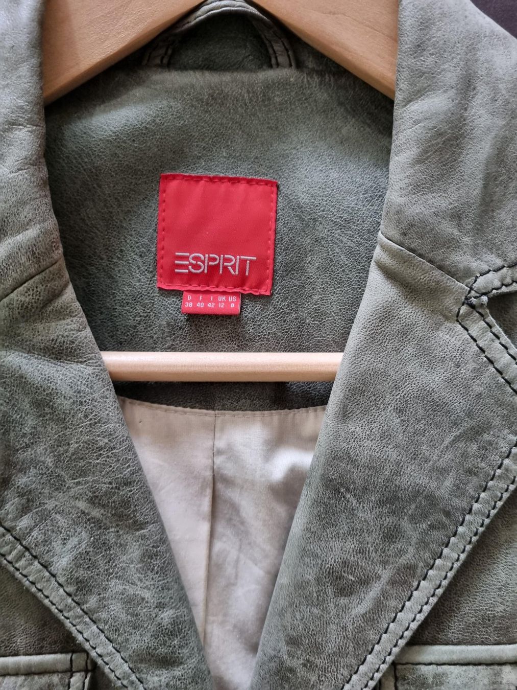 Esprit Giacche: Leder Jacke Esprit military style – Usato da Uetliburg SG venduto da mafrey63 2