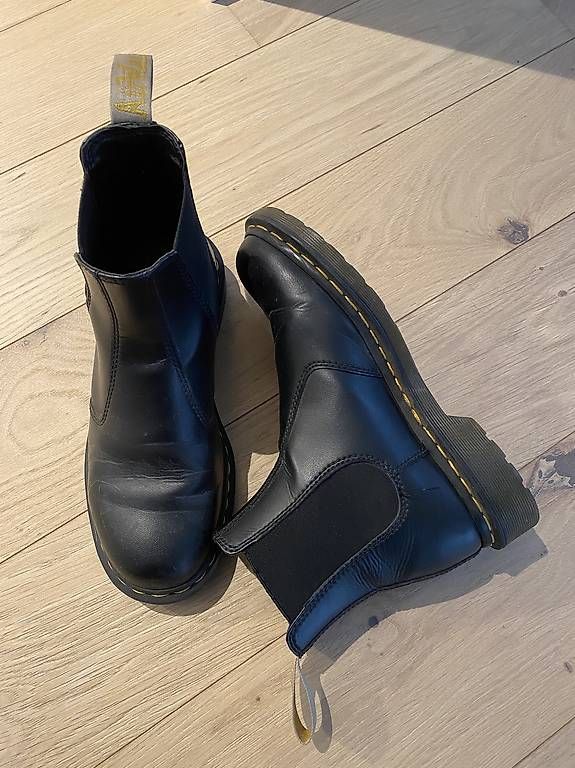 Chaussures femmes: Stiefel dr.Martens – D'occasion à Kreuzlingen par sad_h5j5 1