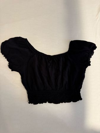 BLACK CUTE TOP🖤