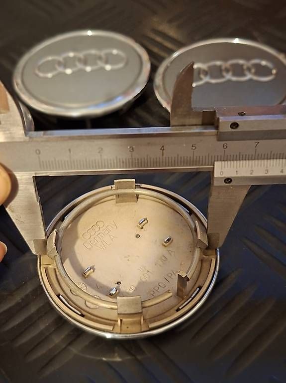 Felgen: Audi Felgendeckel Nabendeckel – Neu und originalverpackt aus Winterthur von DtR77 1