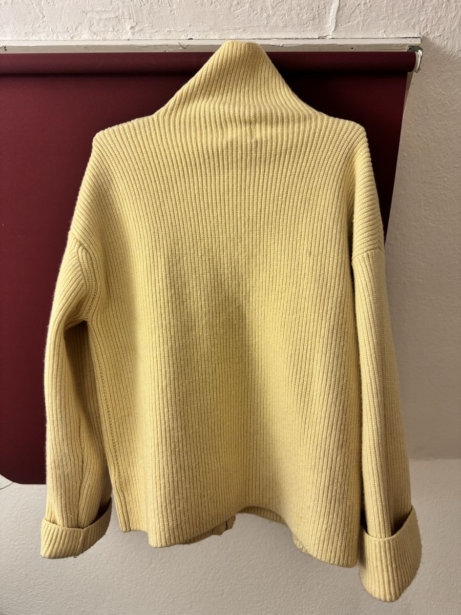 H&M Maglioni & Felpe: Buttergelber Zip-Pullover in M – Usato da Igis venduto da jul_7vgf 3