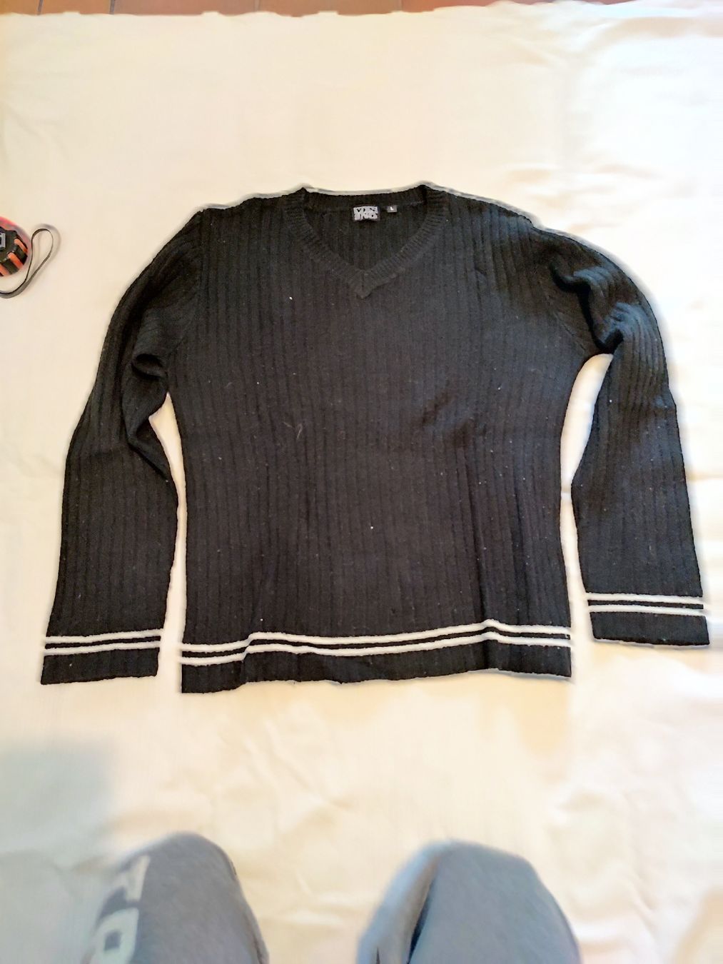Pullover & Sweatshirts: Pullover – Gebraucht aus Ascona von Artik3