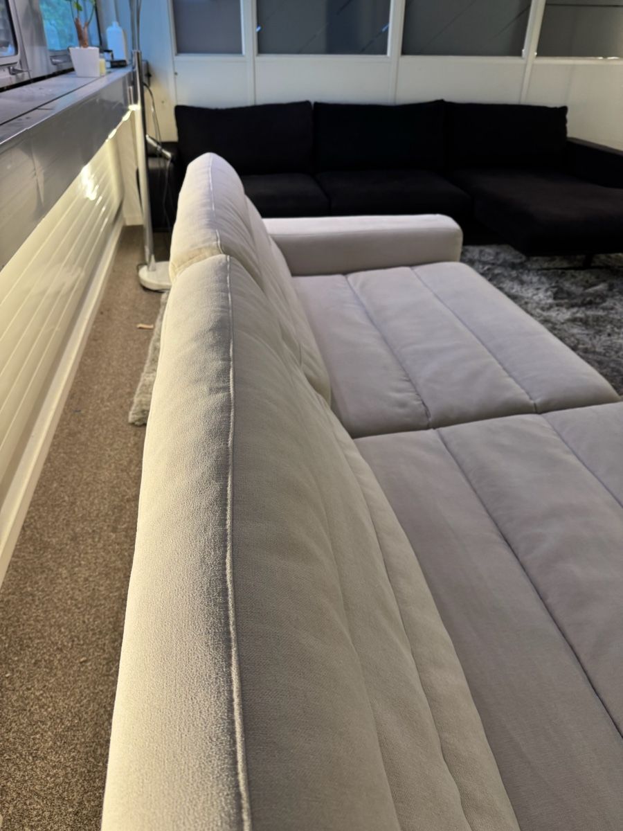 Divani: Kawola Lana Ecksofa Hellgrau von Home 24 – Usato da Fehraltorf venduto da Sofalab.swiss 2