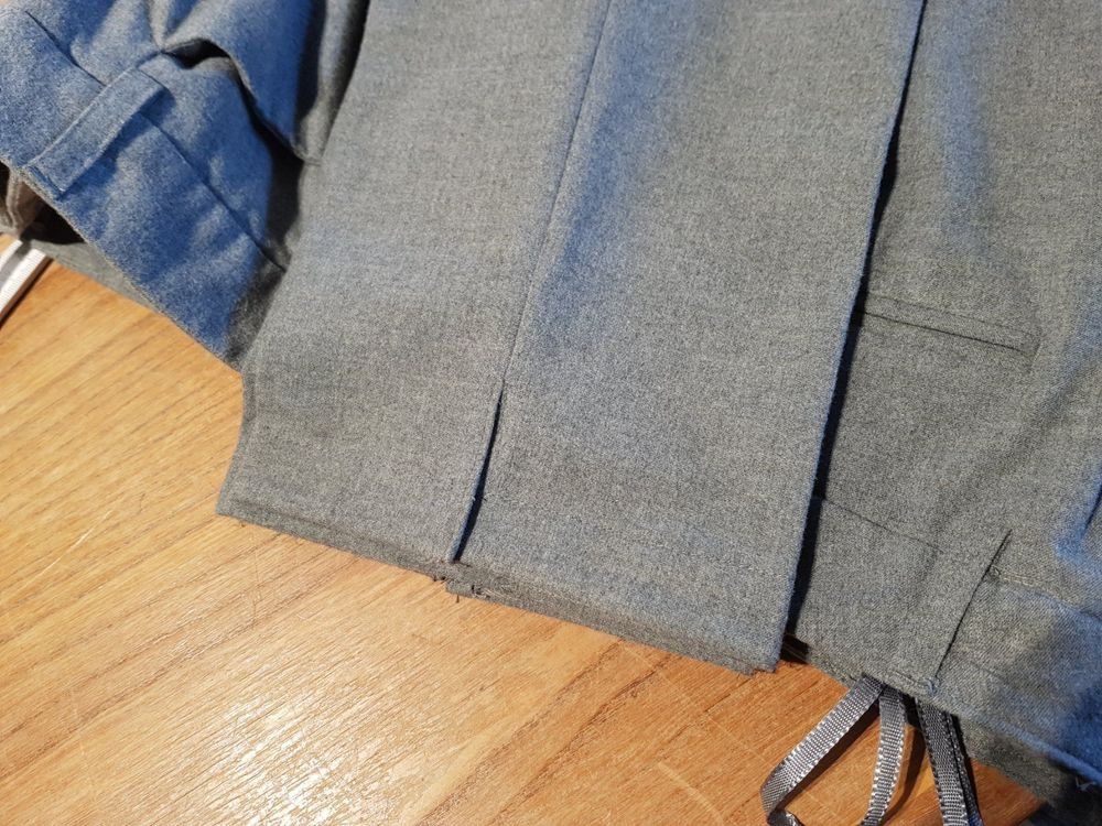 Madeleine Pantaloni: Madelaine pantalon T 44 – Usato da Tolochenaz venduto da nieeva 3
