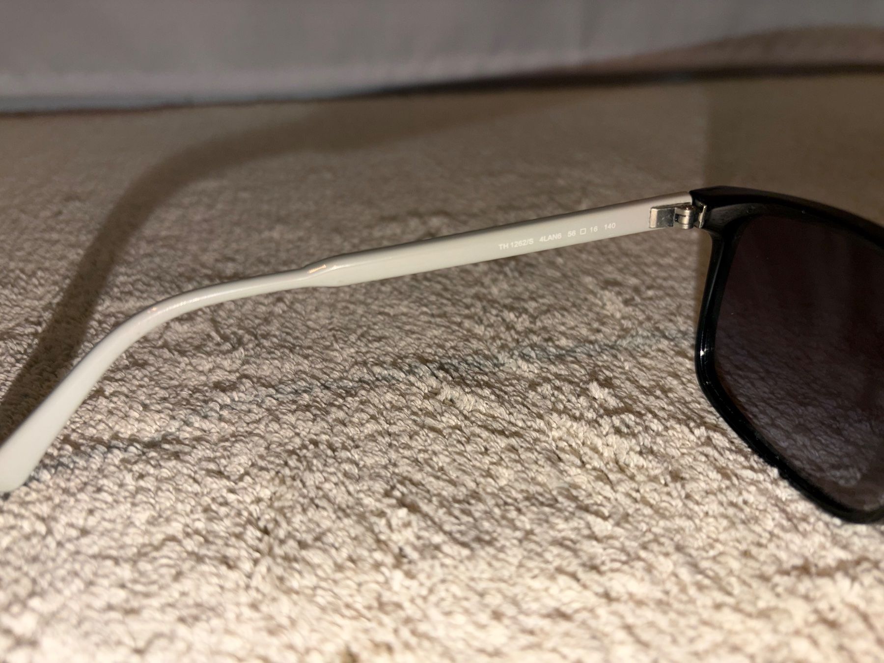 Tommy Hilfiger Occhiali & Lenti: Tommy Hilfiger Sonnenbrille – Usato da Visperterminen venduto da lgresell 5