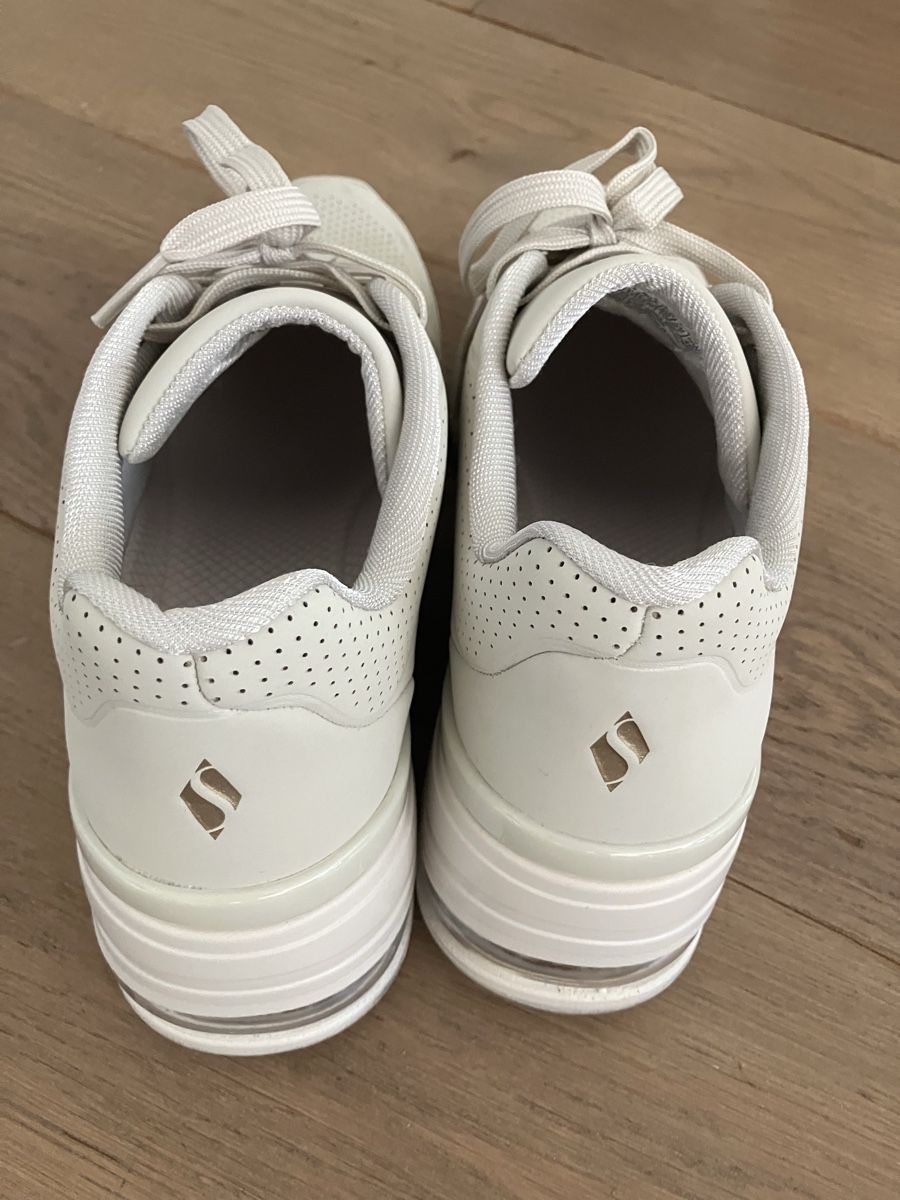 Skechers Damenschuhe: Sneakers Gr. 40 - Sketchers – Gebraucht aus Bubikon von nb_b8d9 5
